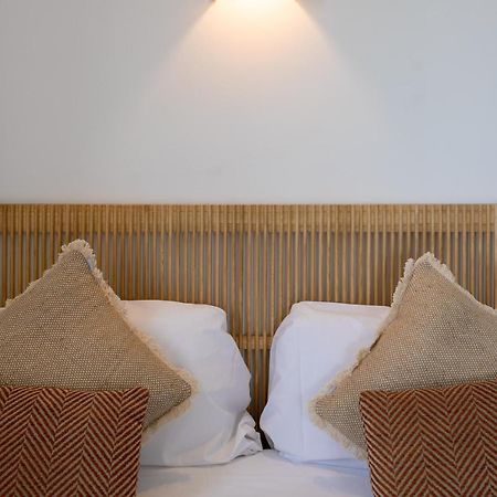 Beachfront Holiday Apartment Lotja 7 - Grupo Berna Colonia de Sant Jordi Exteriör bild