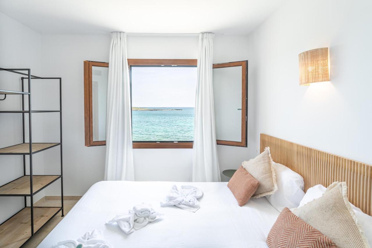 Beachfront Holiday Apartment Lotja 7 - Grupo Berna Colonia de Sant Jordi Exteriör bild