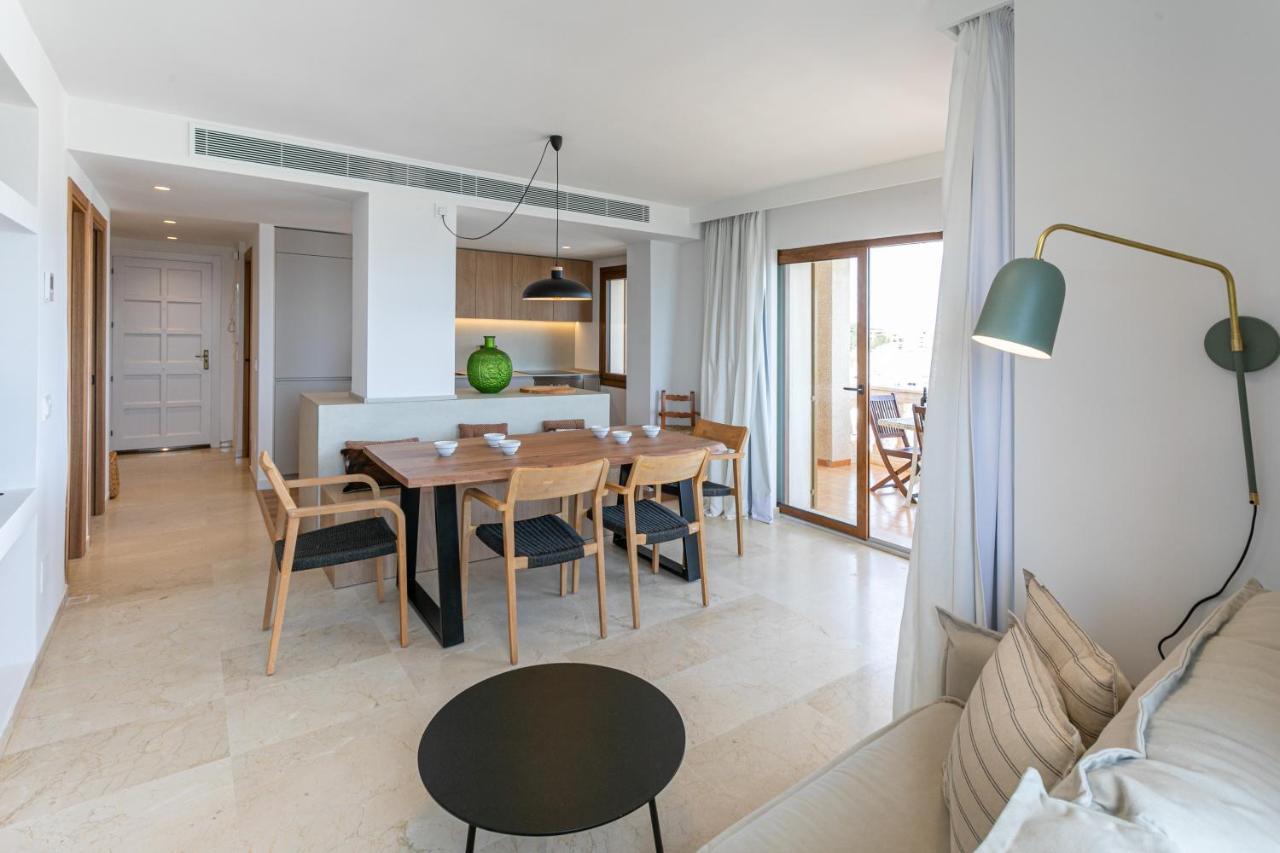 Beachfront Holiday Apartment Lotja 7 - Grupo Berna Colonia de Sant Jordi Exteriör bild