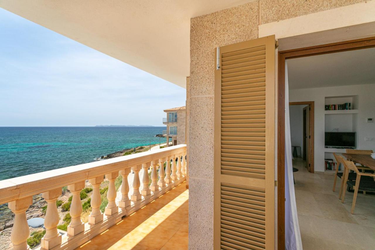 Beachfront Holiday Apartment Lotja 7 - Grupo Berna Colonia de Sant Jordi Exteriör bild