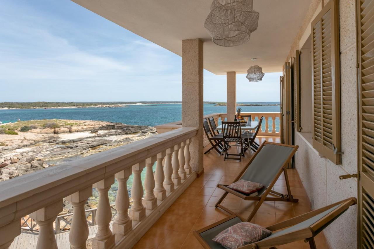 Beachfront Holiday Apartment Lotja 7 - Grupo Berna Colonia de Sant Jordi Exteriör bild